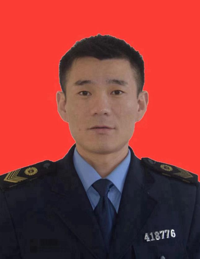 王红垒 班子成员 （财务科长）
